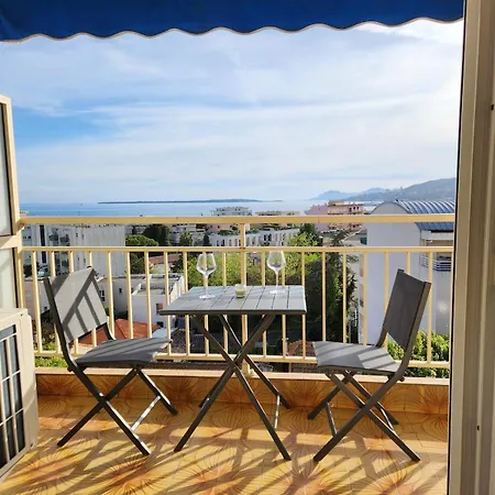 Daire Elegance Et A Juan-les-pins Antibes